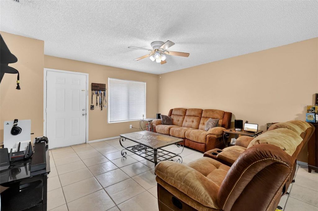Photo of 30136 Tavares Ridge Boulevard #30136, Tavares, FL 32778 (MLS # G5110867)