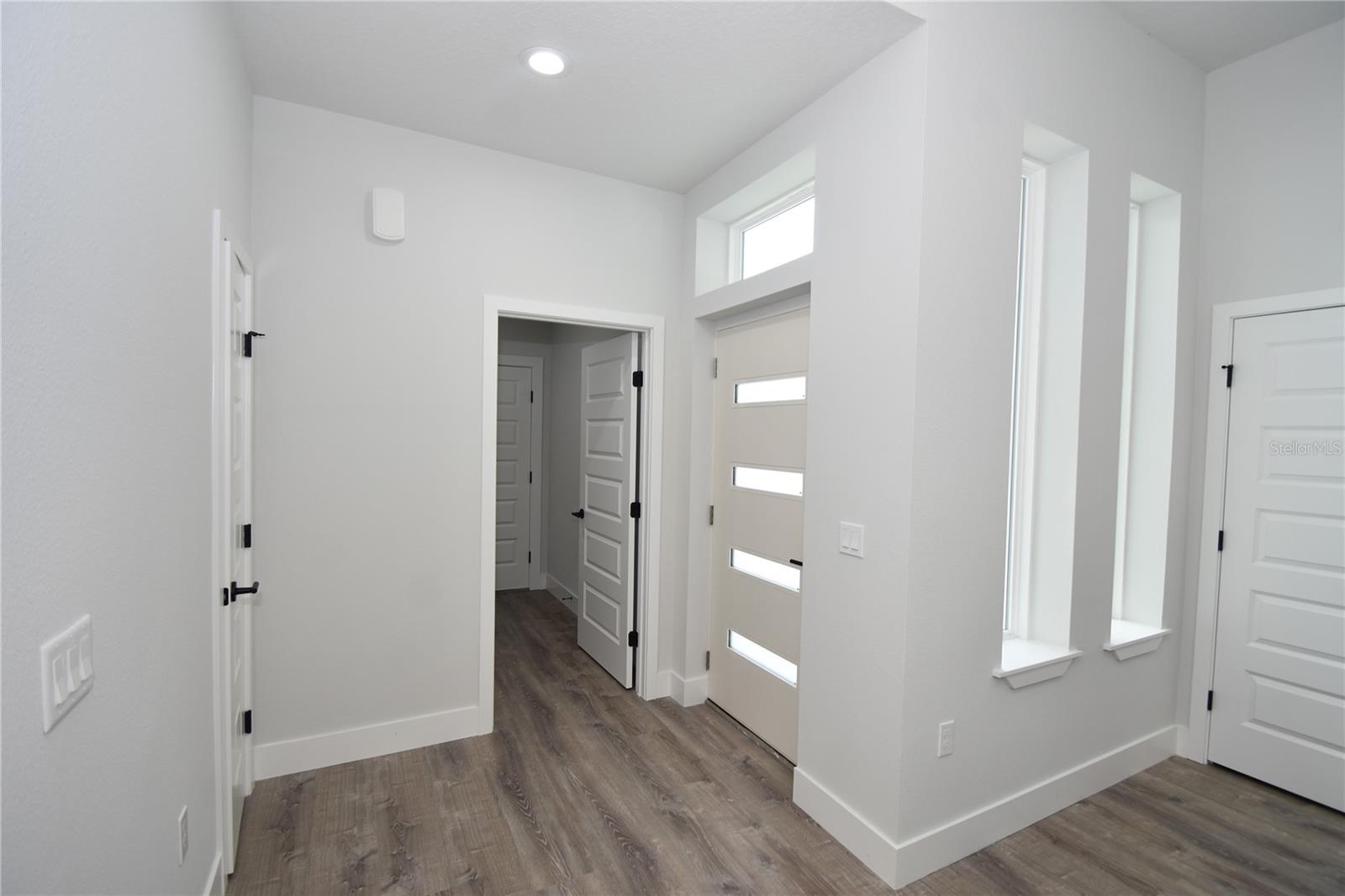 SEMINOLE WOODS - Residential Income