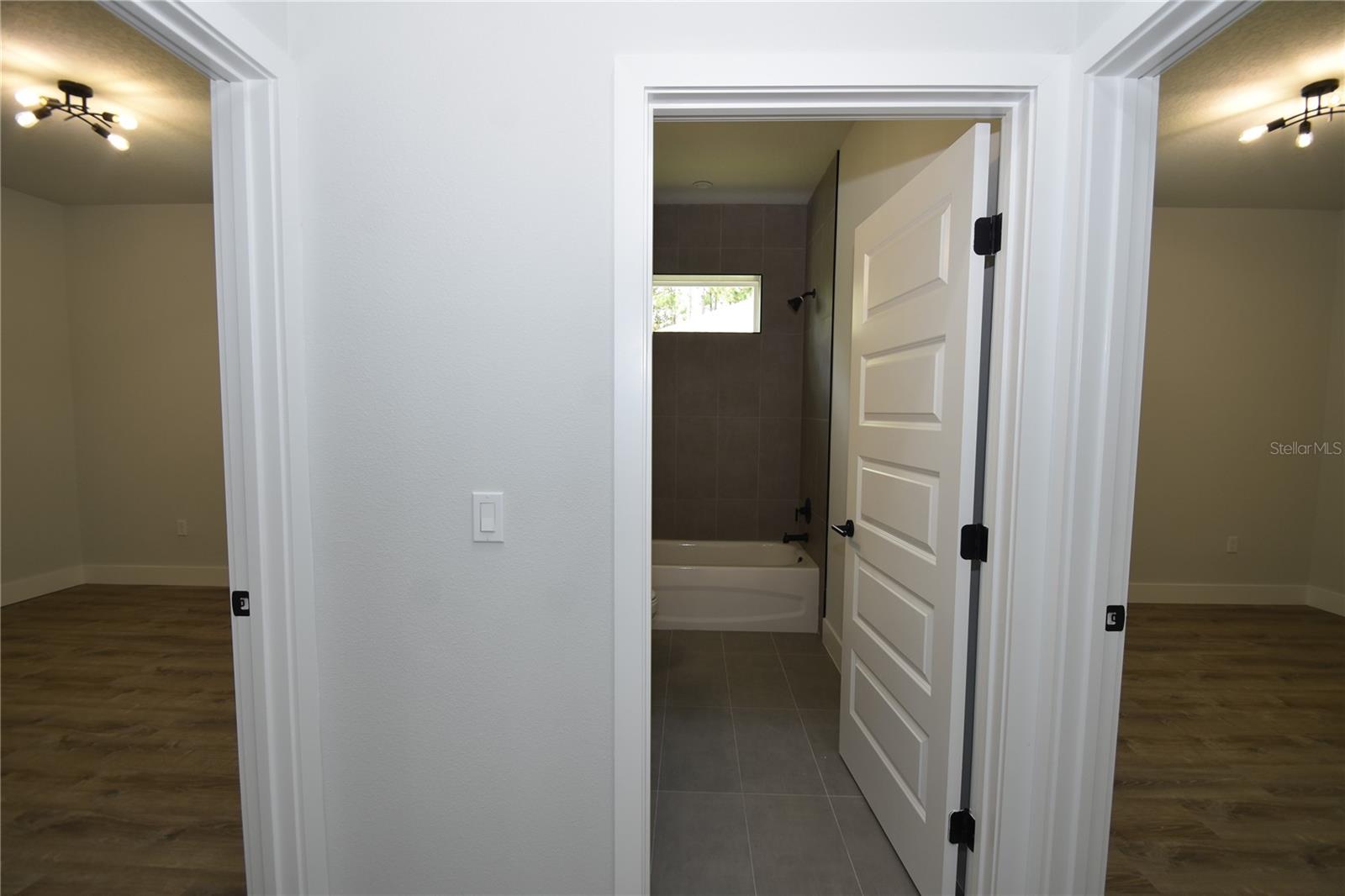 SEMINOLE WOODS - Residential Income