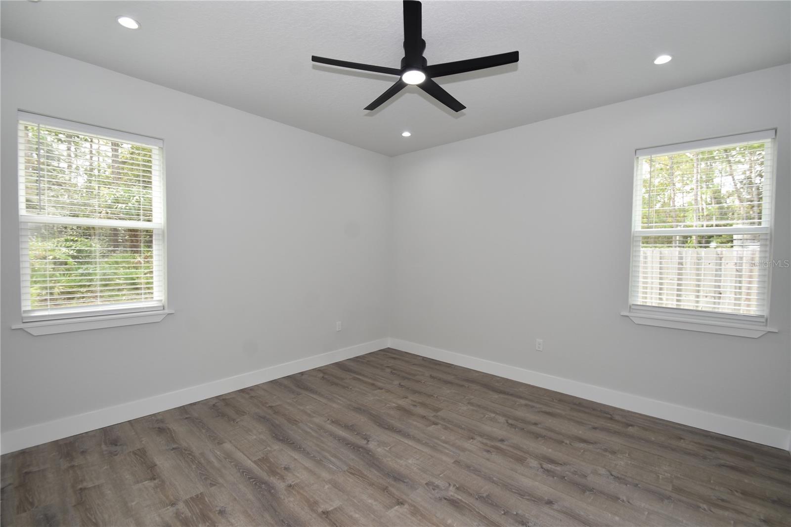 SEMINOLE WOODS - Residential Income