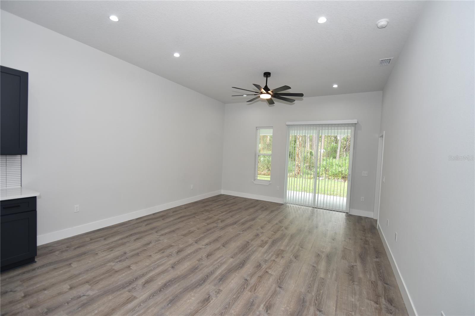 SEMINOLE WOODS - Residential Income