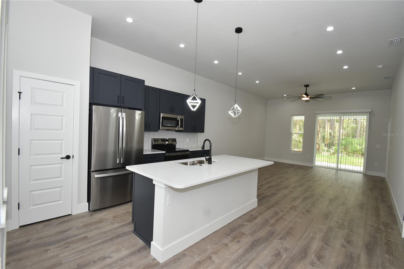 SEMINOLE WOODS - Residential Income