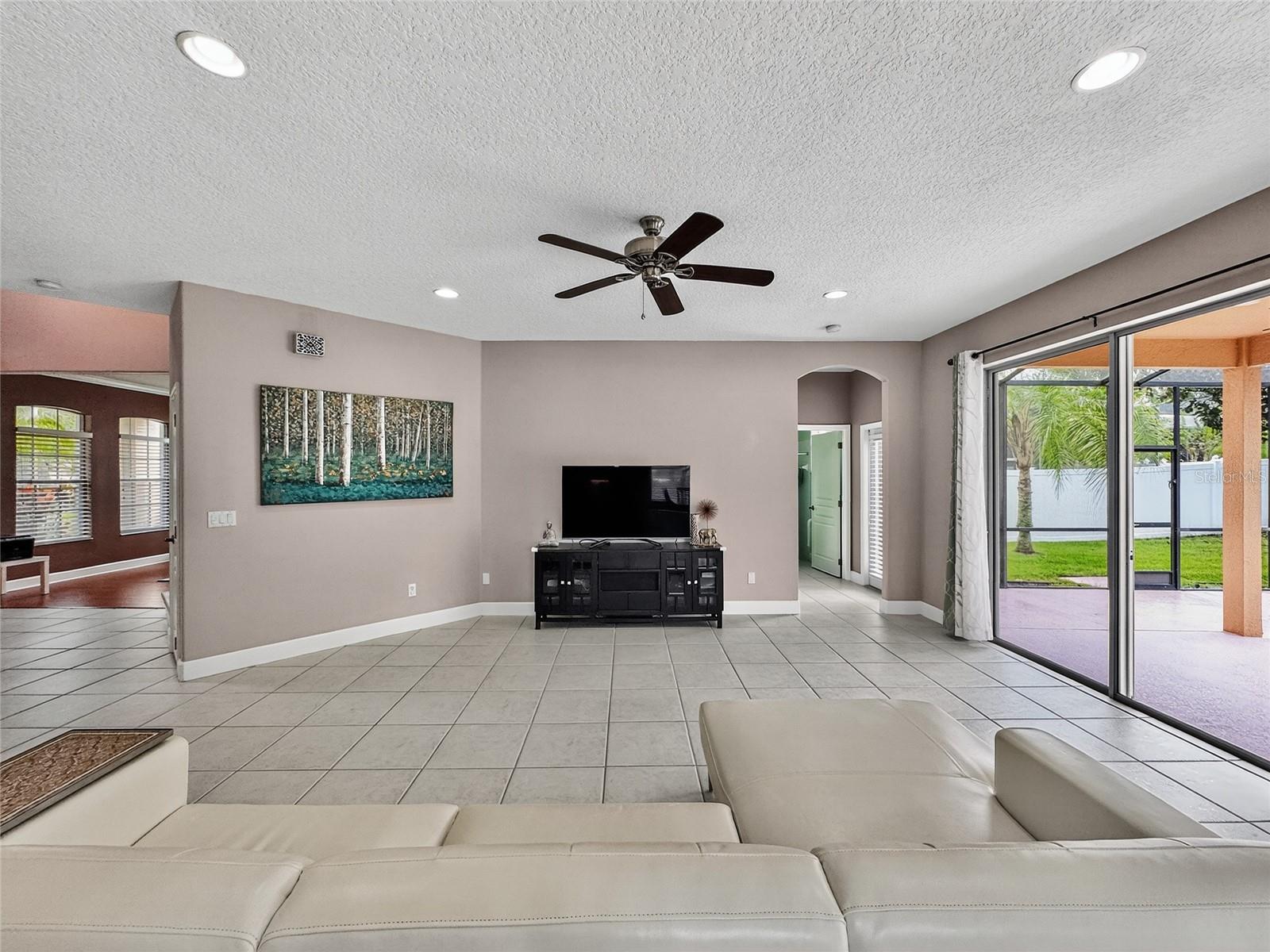 LIVE OAK RESERVE UNIT TWO - Residential