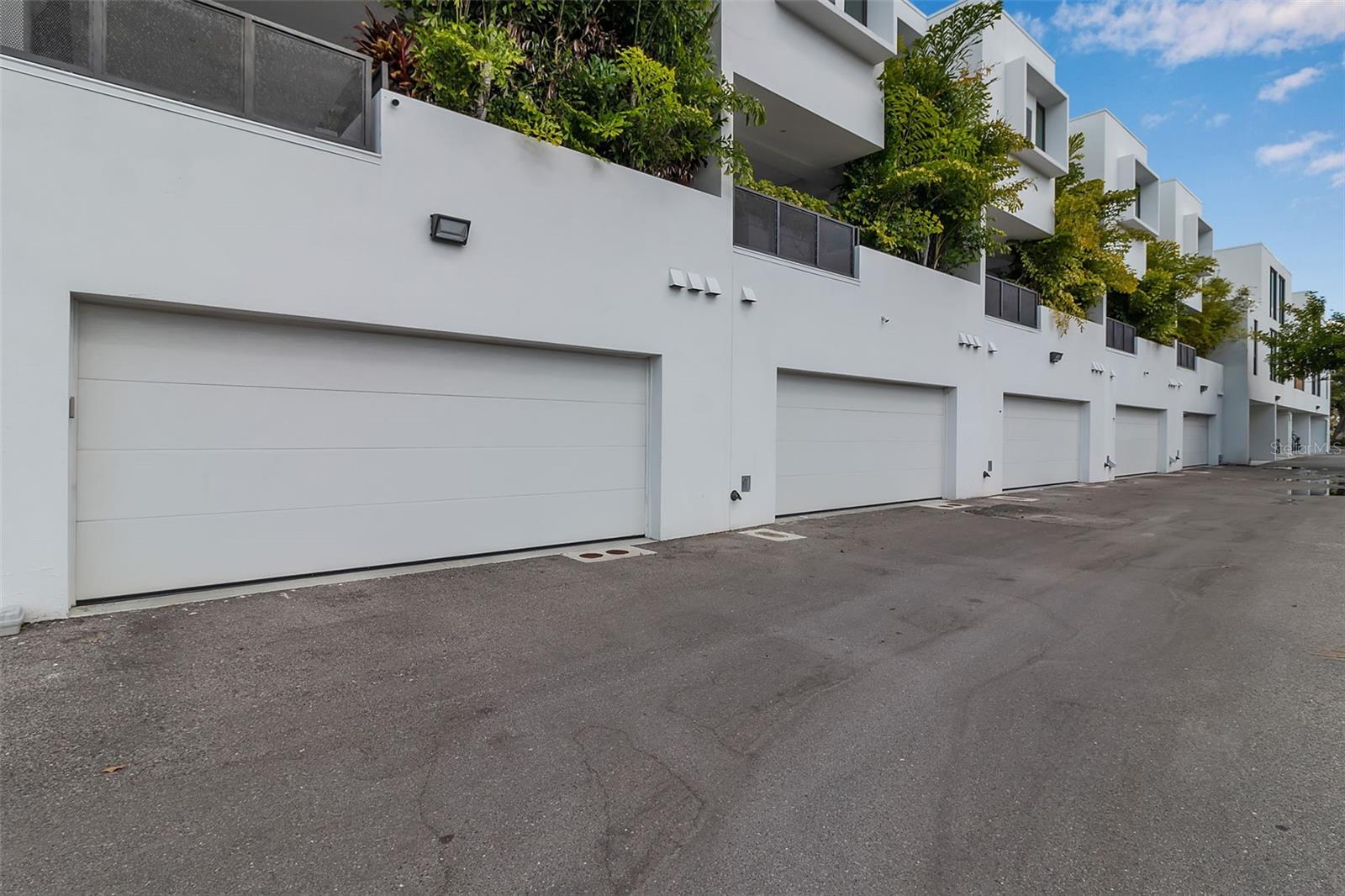 ZAHRADA - Residential