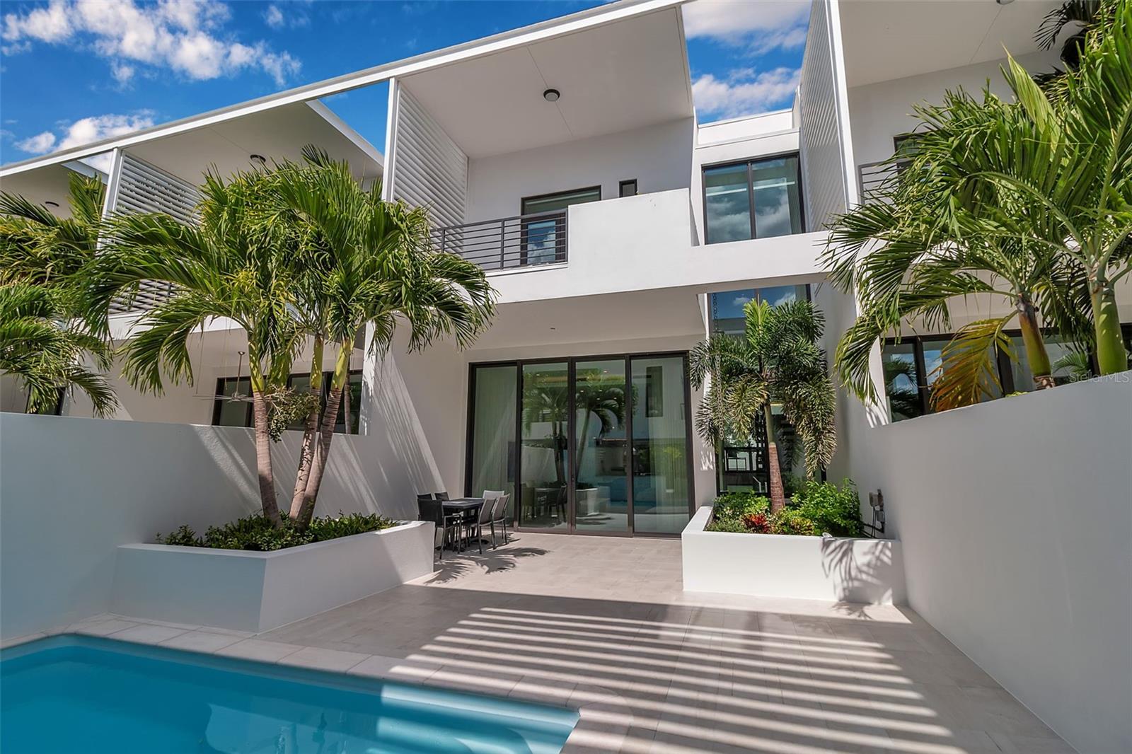 ZAHRADA - Residential