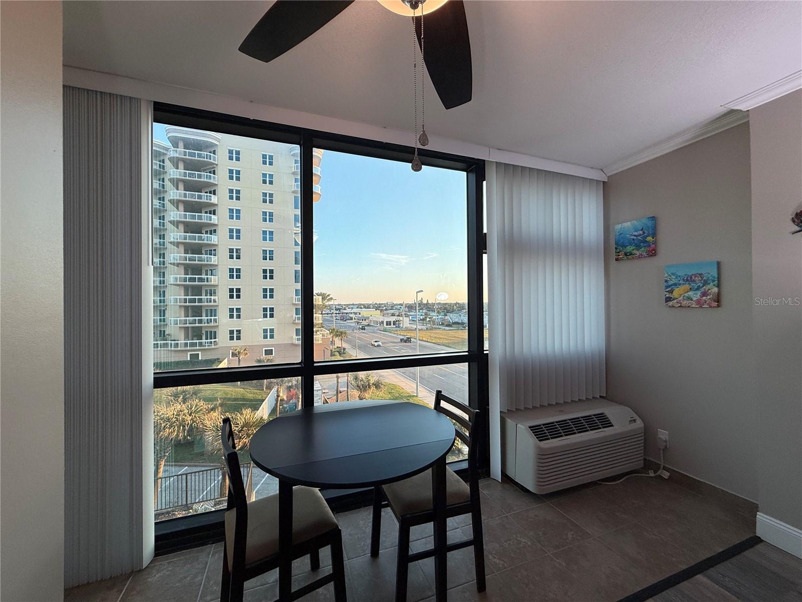 OCEANSIDE INN - Residential