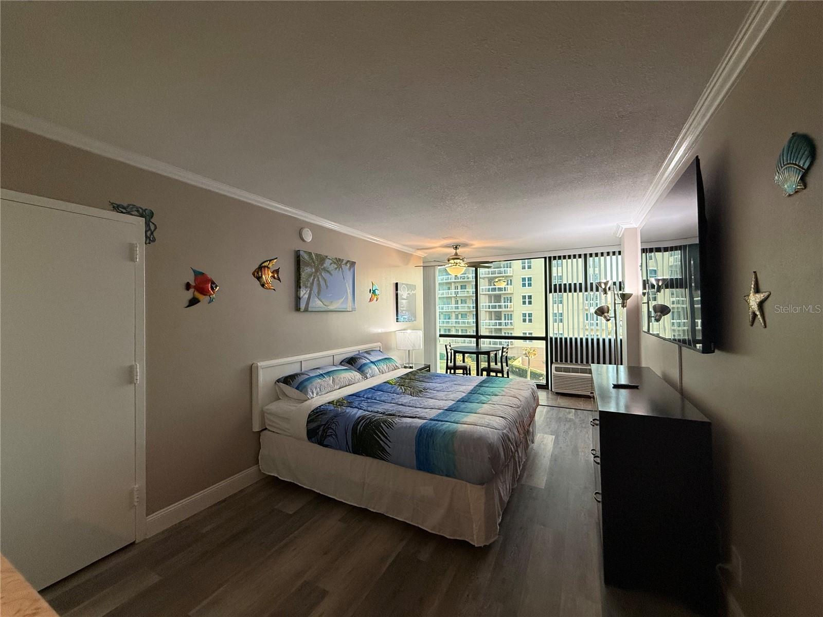 OCEANSIDE INN - Residential