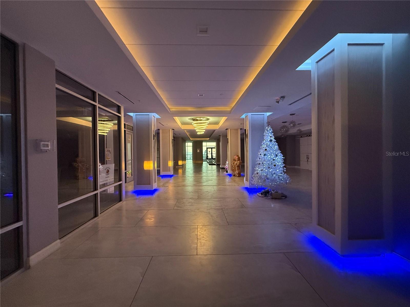 OCEANSIDE INN - Residential