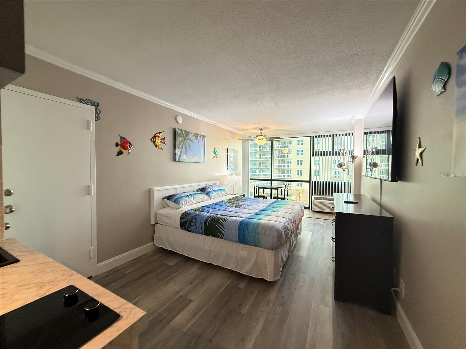 OCEANSIDE INN - Residential