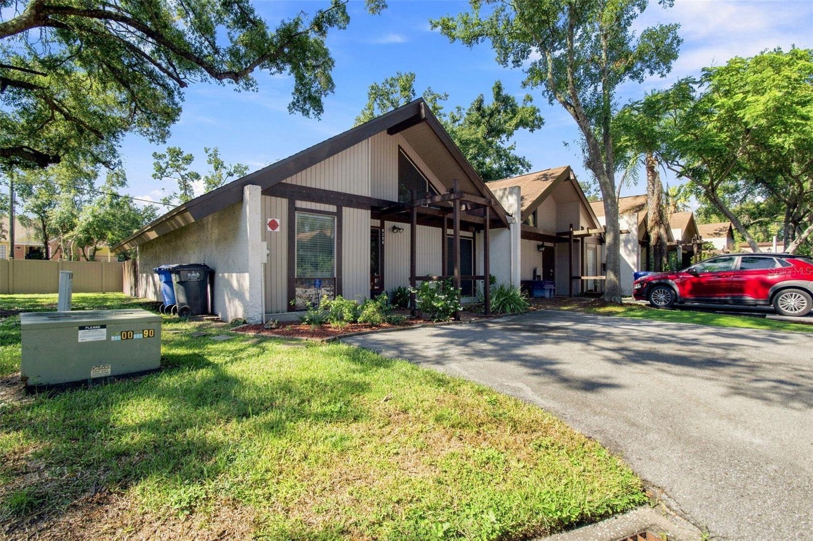 4130 MURIEL PLACE