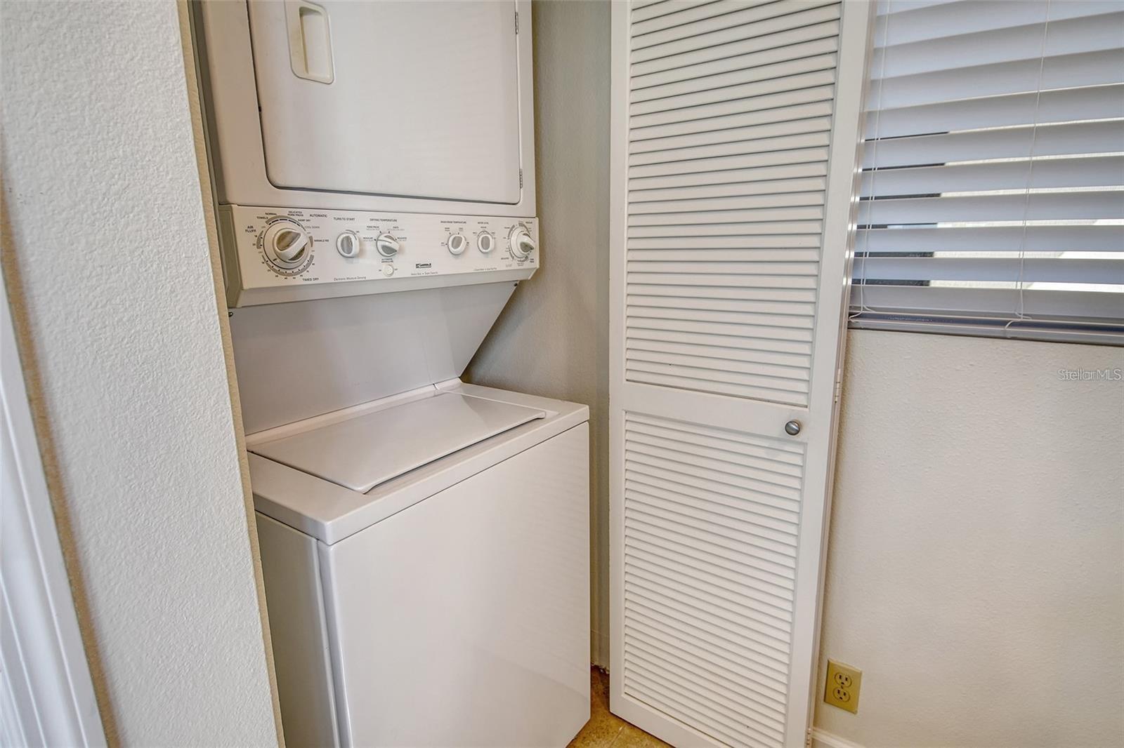 BEACHPLACE III - Residential Lease