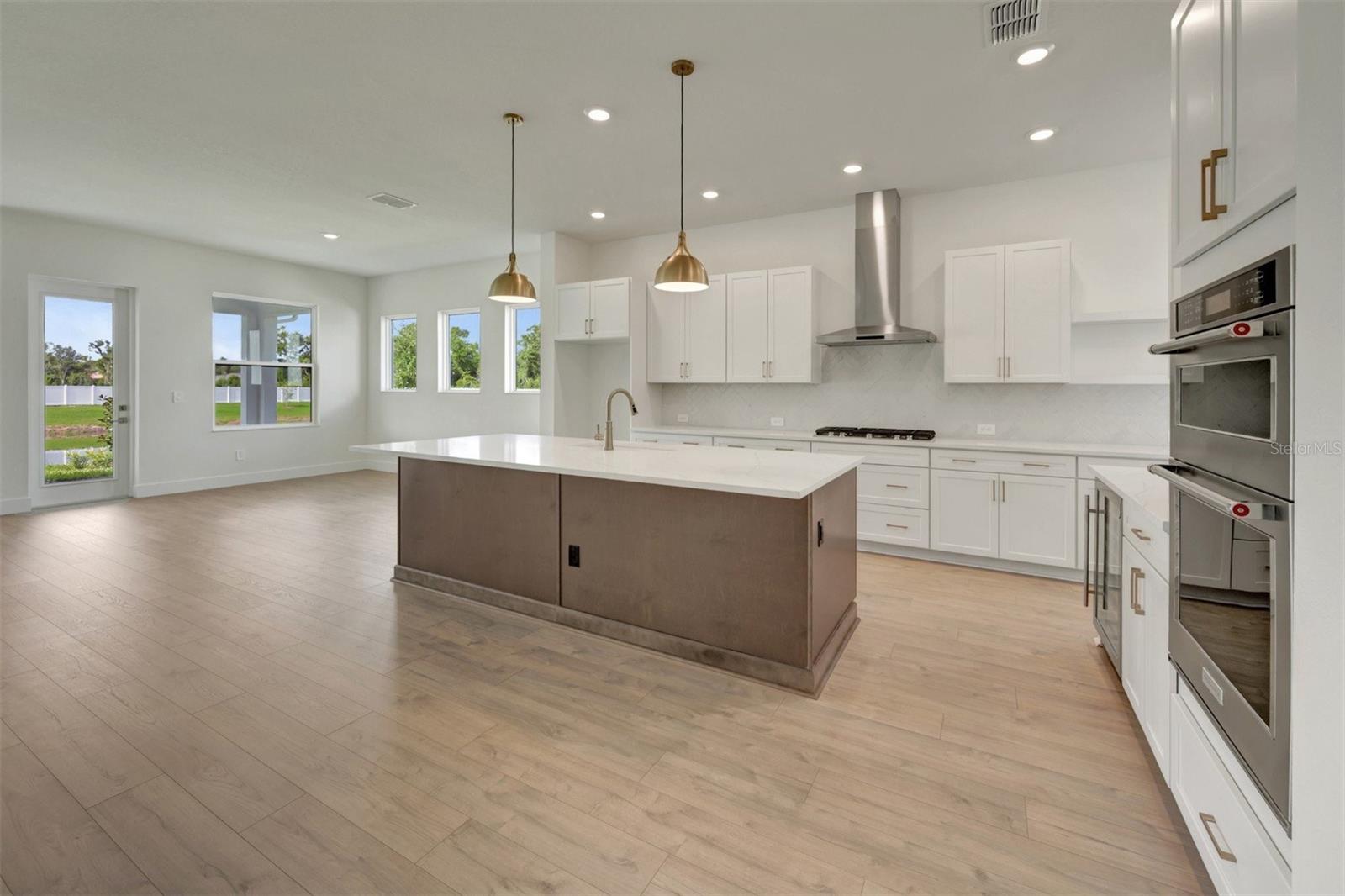 7249 MEADOWSHADE COURT