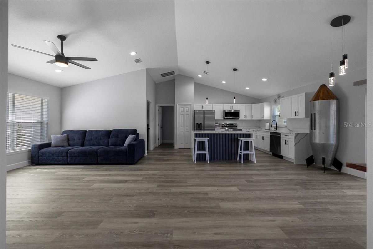 55 LOCUST LOOP CIRCLE