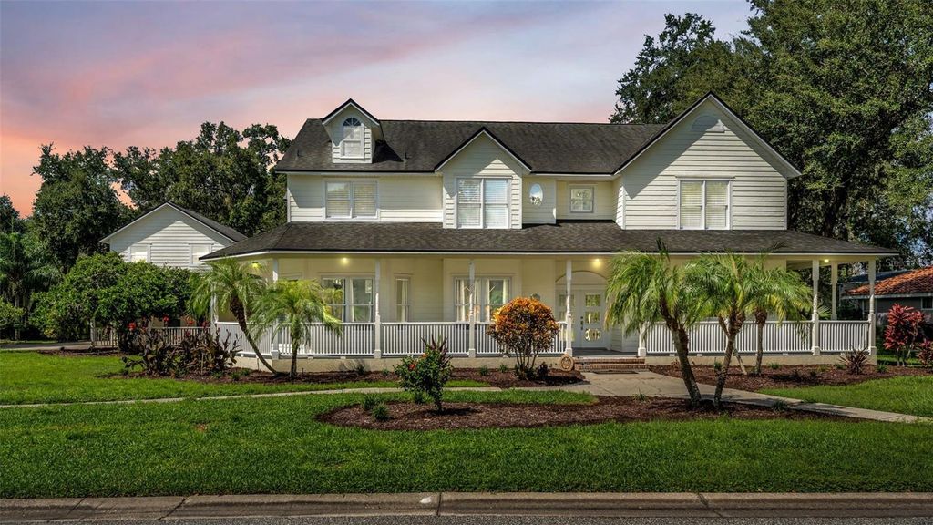 Photo of 1632 Regal Cove Court, Kissimmee, FL 34744 (MLS # S5134100)