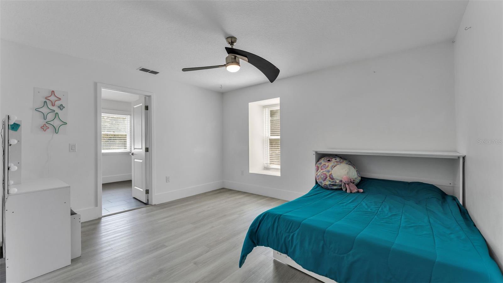 REGAL COVE - Residential