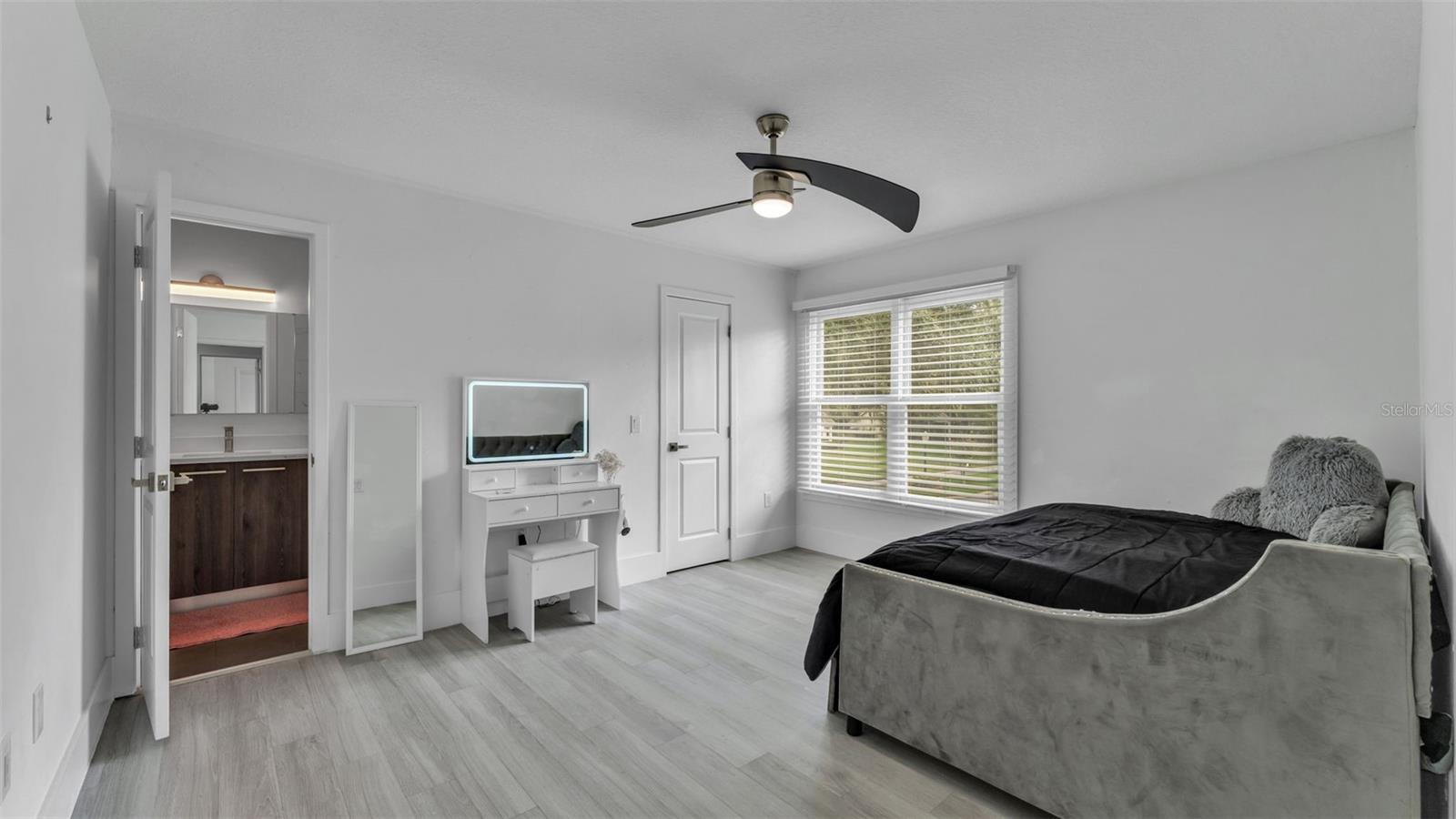REGAL COVE - Residential