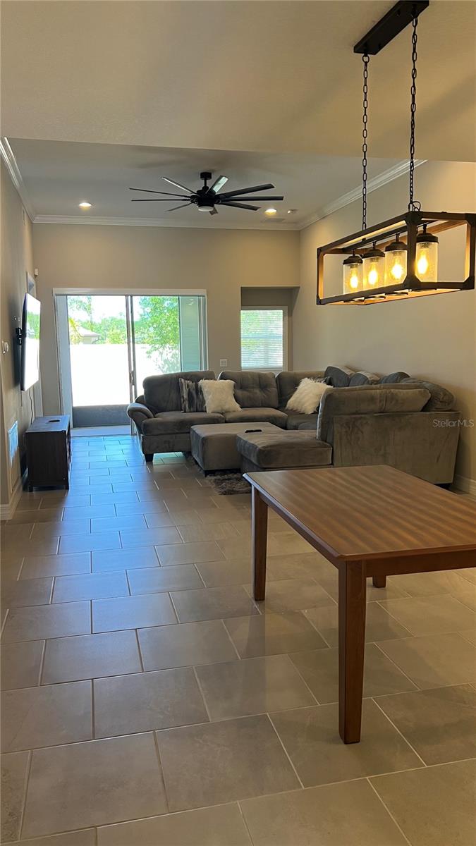 PRESERVE/CROWN POINT PH 2A - Residential Lease