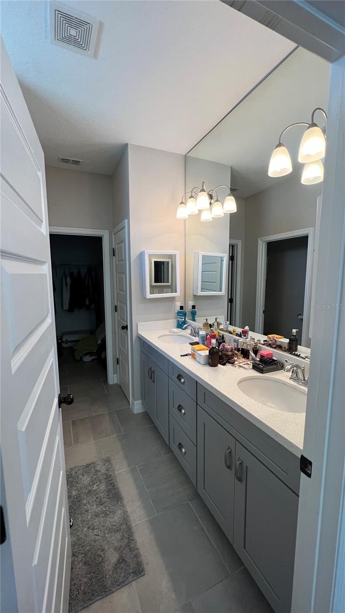 PRESERVE/CROWN POINT PH 2A - Residential Lease