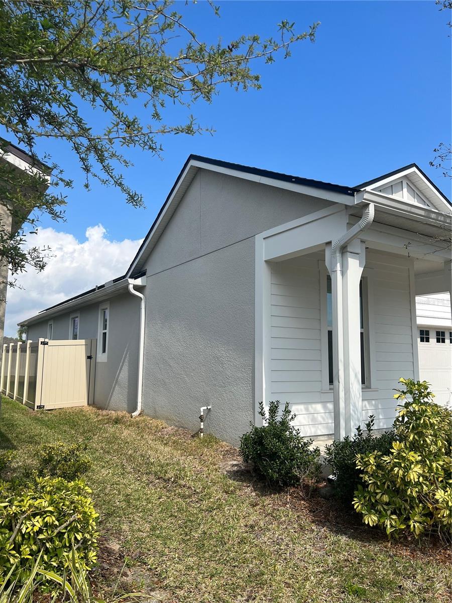 PRESERVE/CROWN POINT PH 2A - Residential Lease