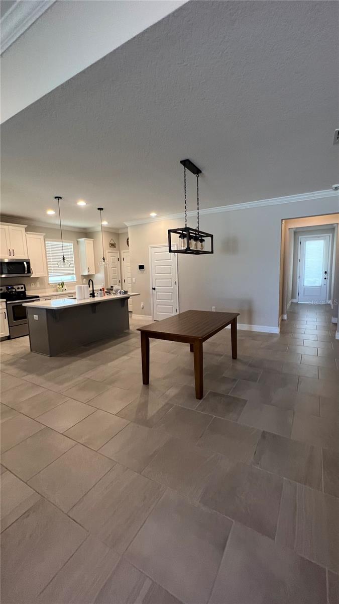 PRESERVE/CROWN POINT PH 2A - Residential Lease