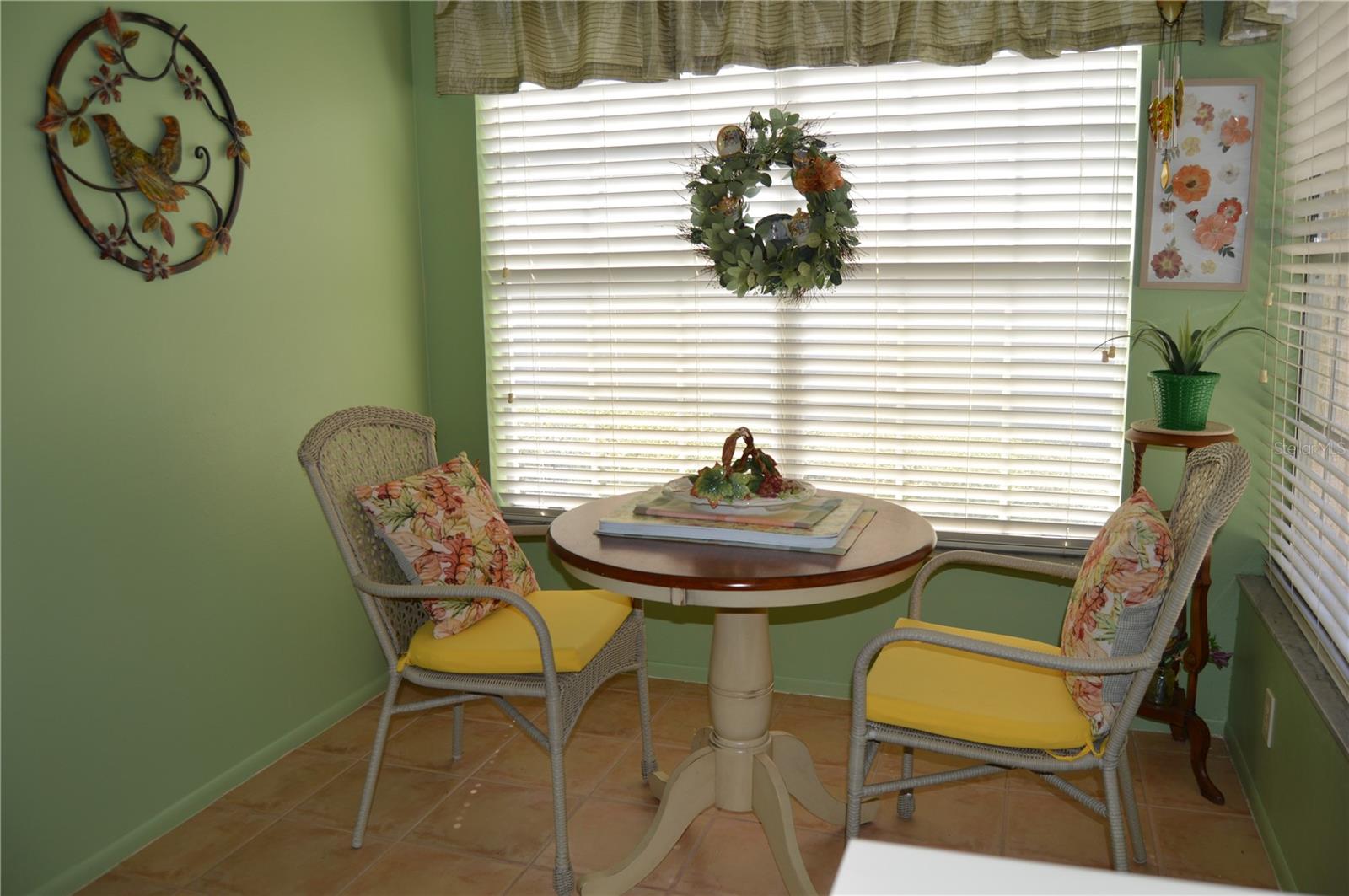 CEDARWOOD VILLAGE CONDO 02 - Residential