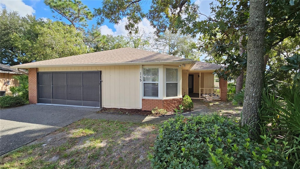 Photo of 115 Circling Wood Court, Port Orange, FL 32128 (MLS # V4951861)