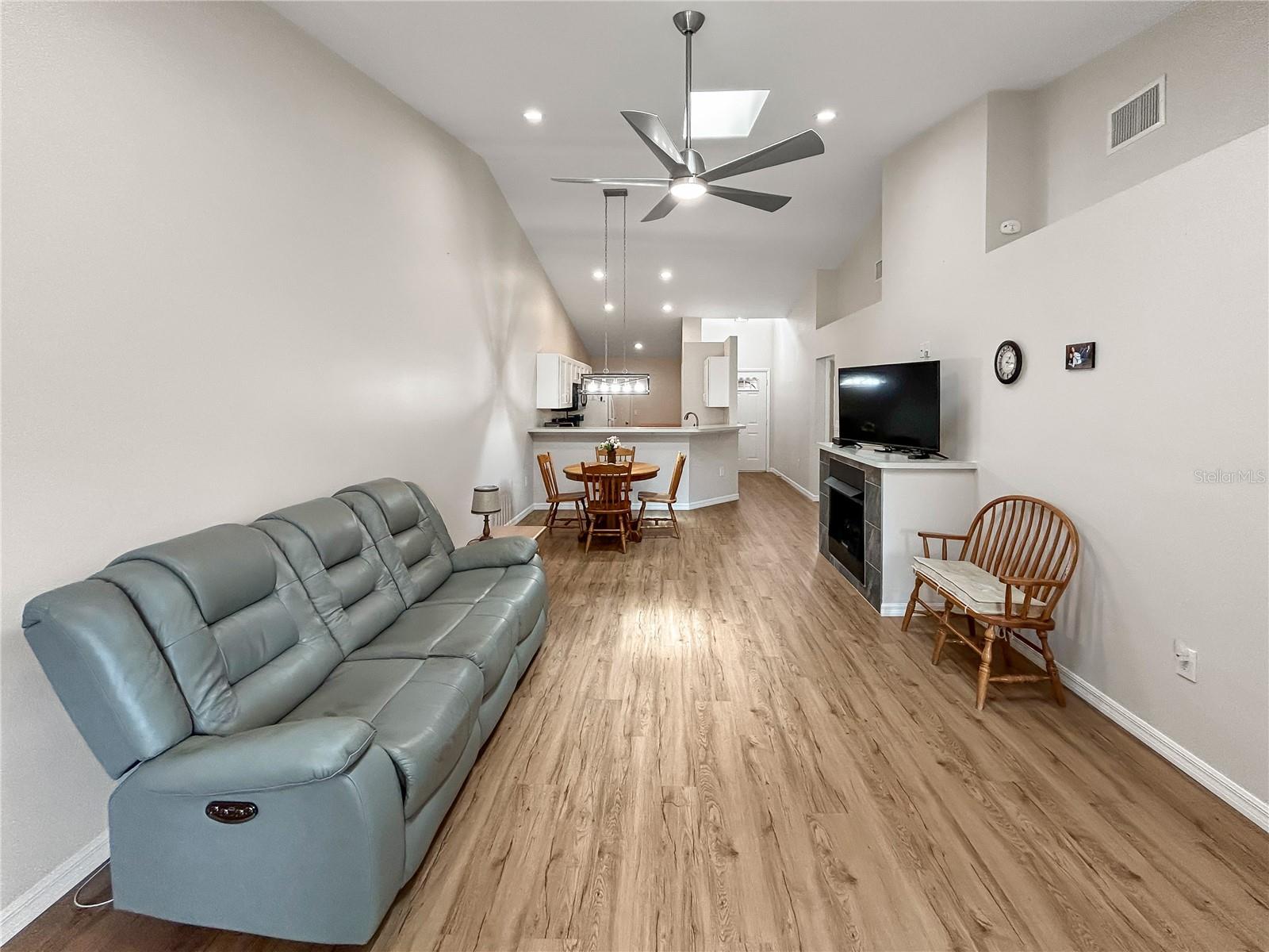 HIGHLAND LAKES PH 01 - Residential