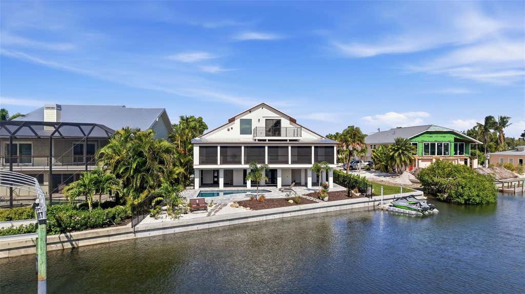 Photo of 2795 N Beach Road #B, Englewood, FL 34223 (MLS # C7528897)