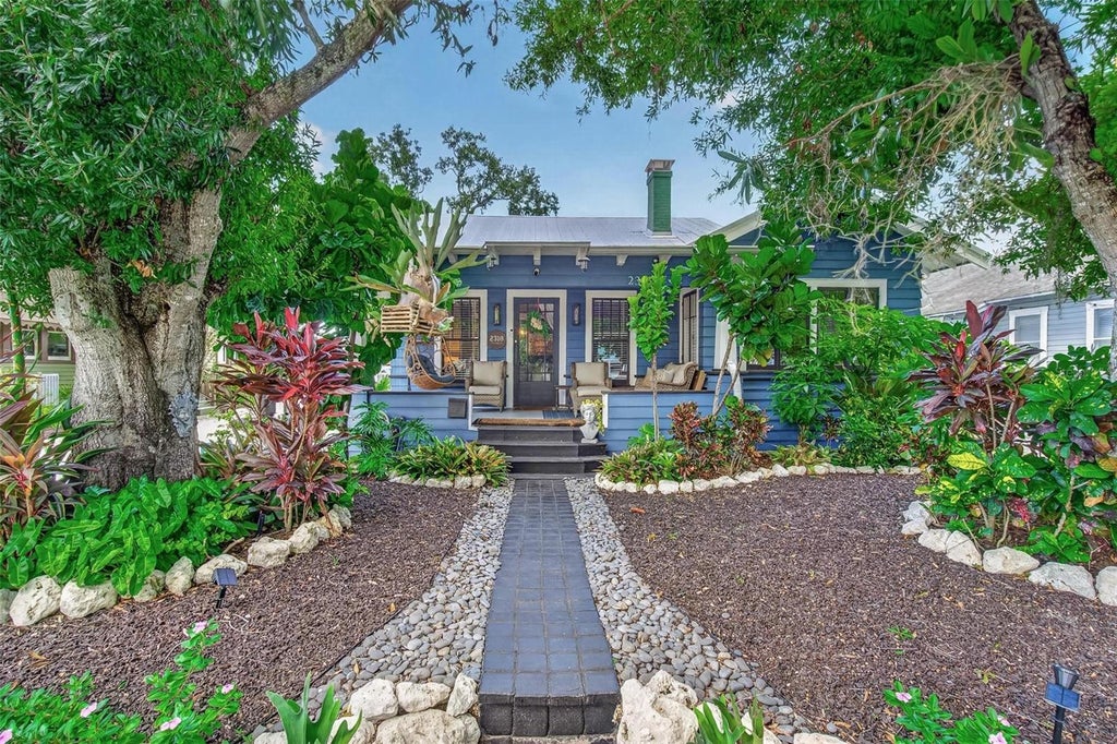 Photo of 2318 7th Avenue W, Bradenton, FL 34205 (MLS # TB8548827)