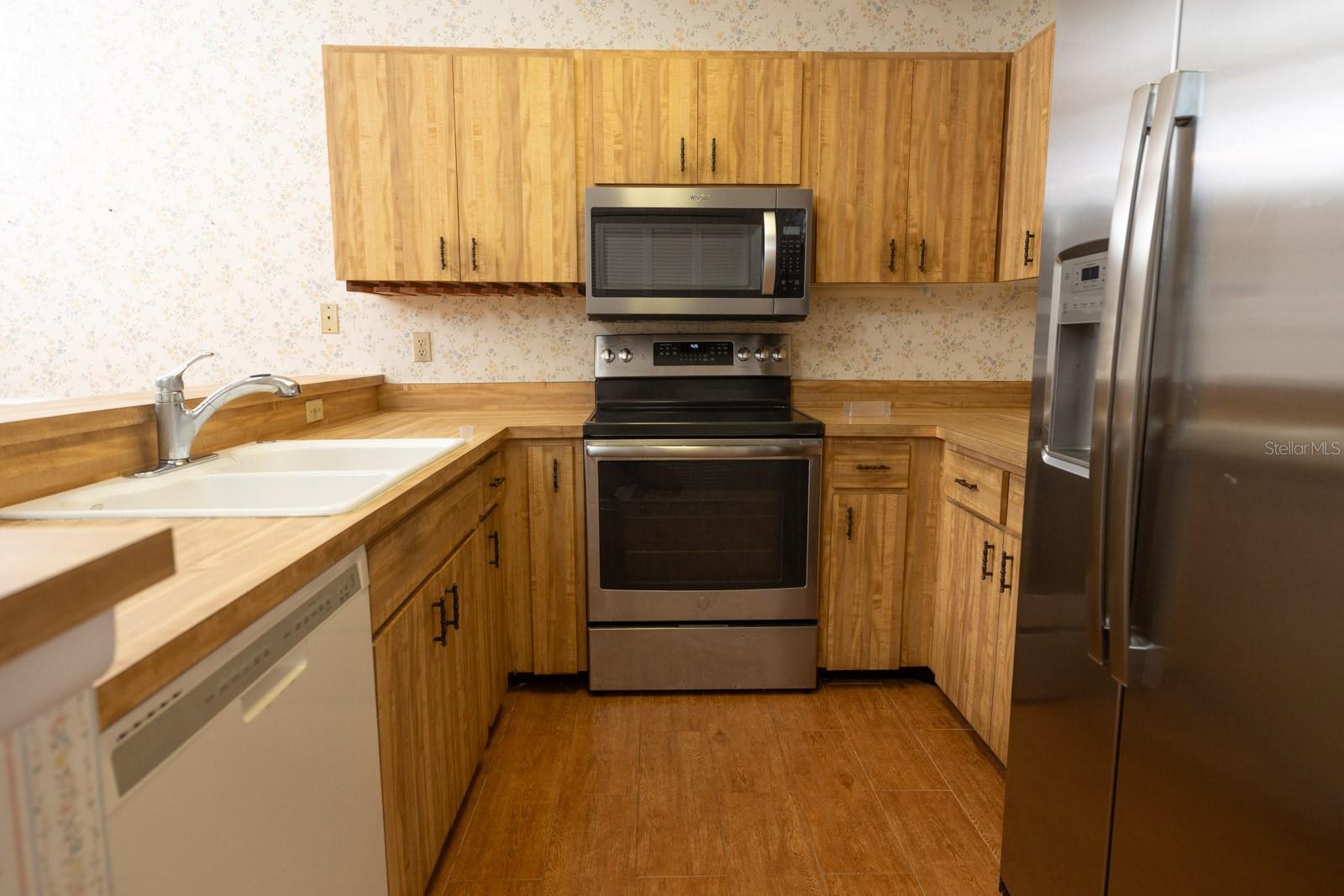 OAKHURST PH III - Residential