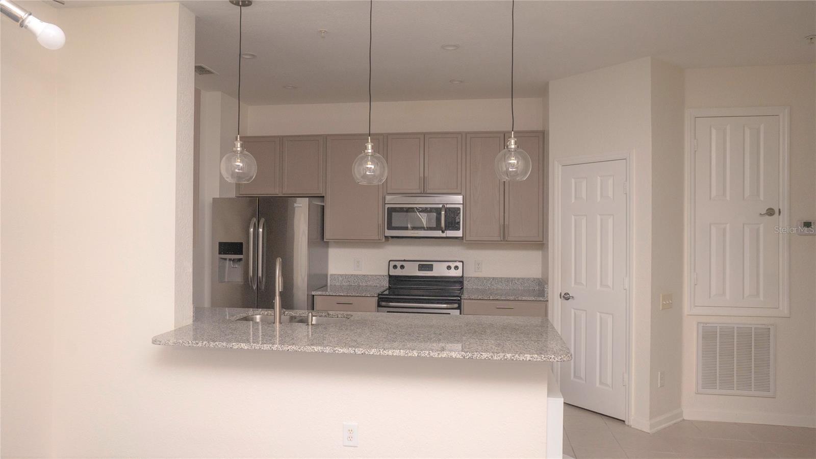 VENTURA/STONEBRIDGE COMMONS PH - Residential