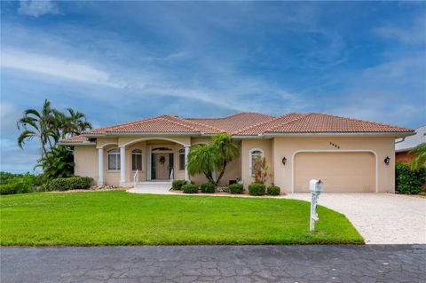 A home in PUNTA GORDA