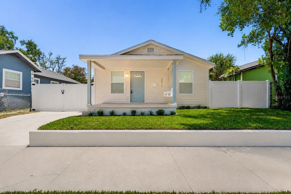 Photo of 3011 N 16th Street, Tampa, FL 33605 (MLS # TB8509278)
