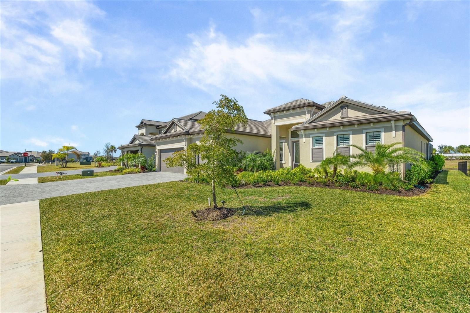 15311 GOLDEN BEAM PLACE, LAKEWOOD RANCH, FL, 34211 3 15311 GOLDEN BEAM PLACE