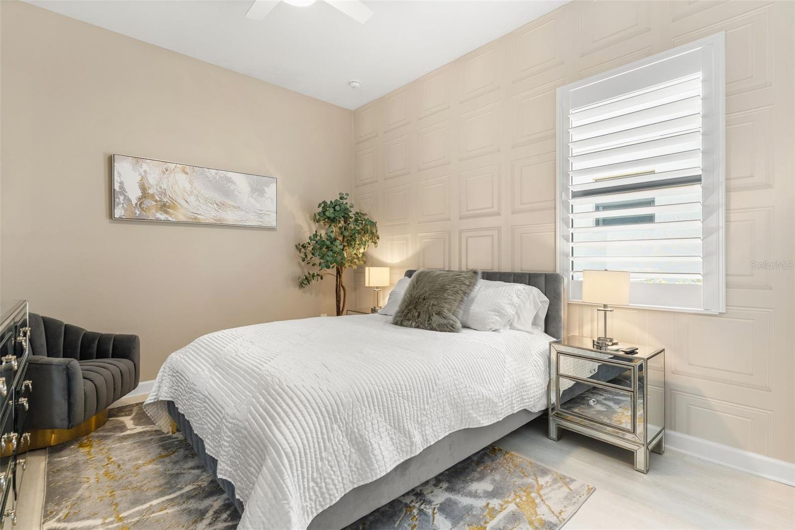 LORRAINE LAKES - Residential