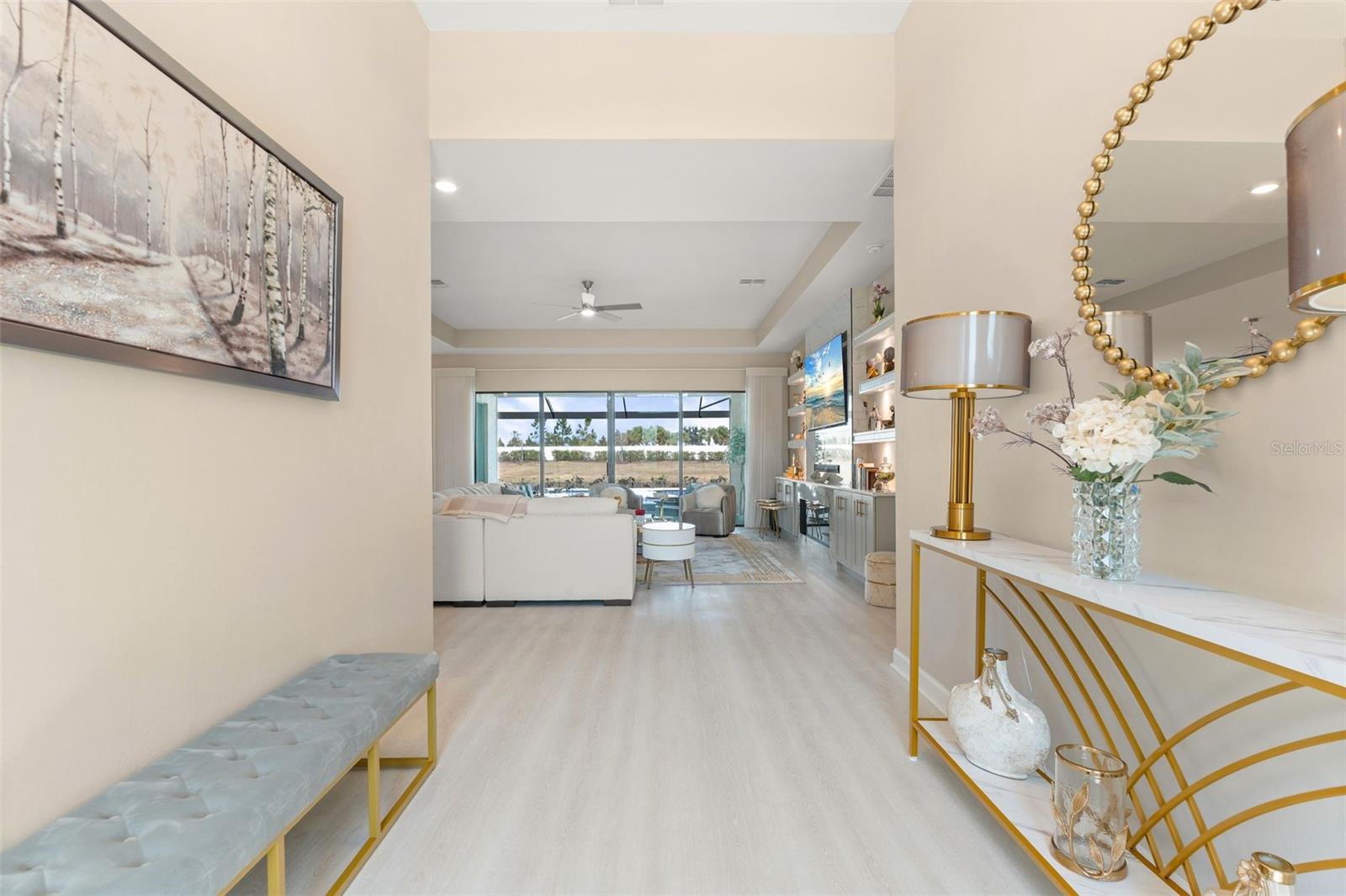 LORRAINE LAKES - Residential