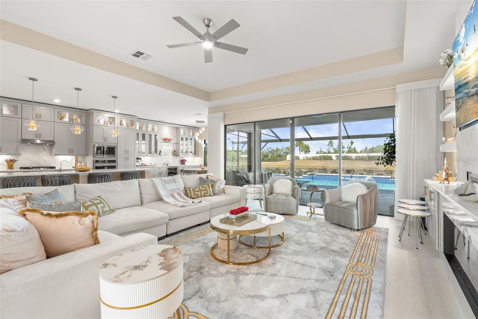 LORRAINE LAKES - Residential