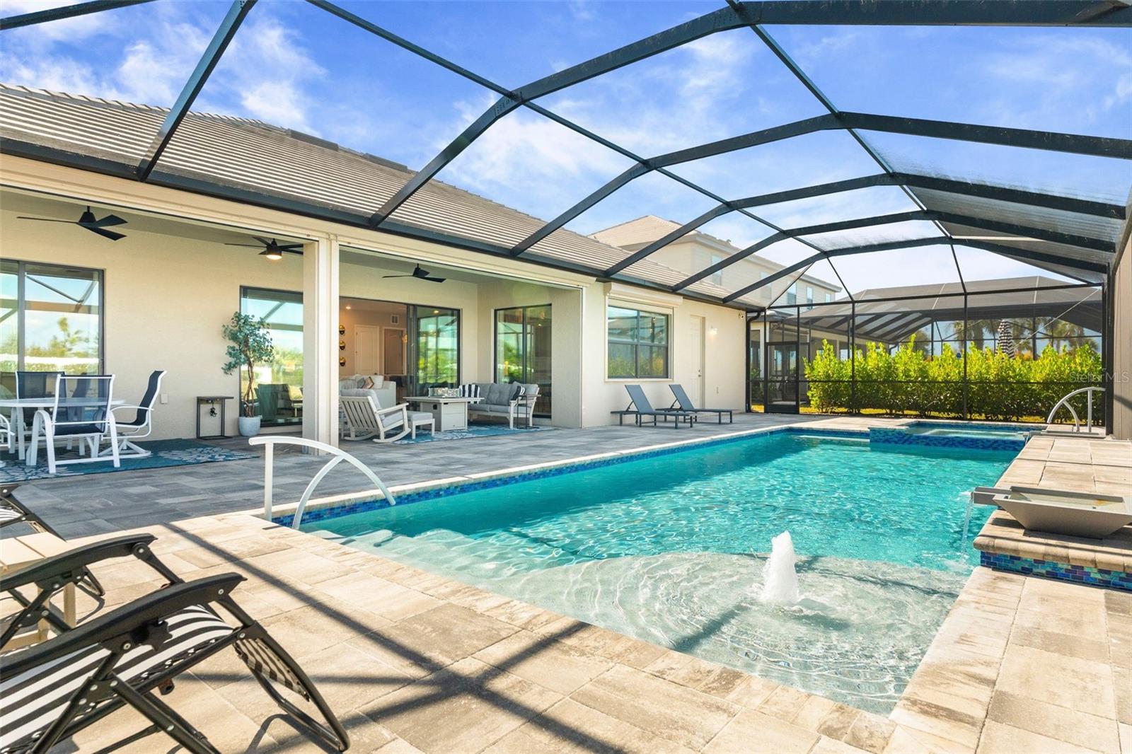 LORRAINE LAKES - Residential