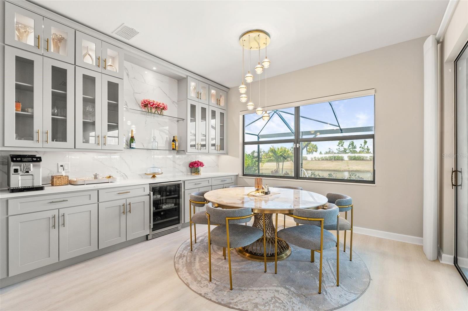 LORRAINE LAKES - Residential