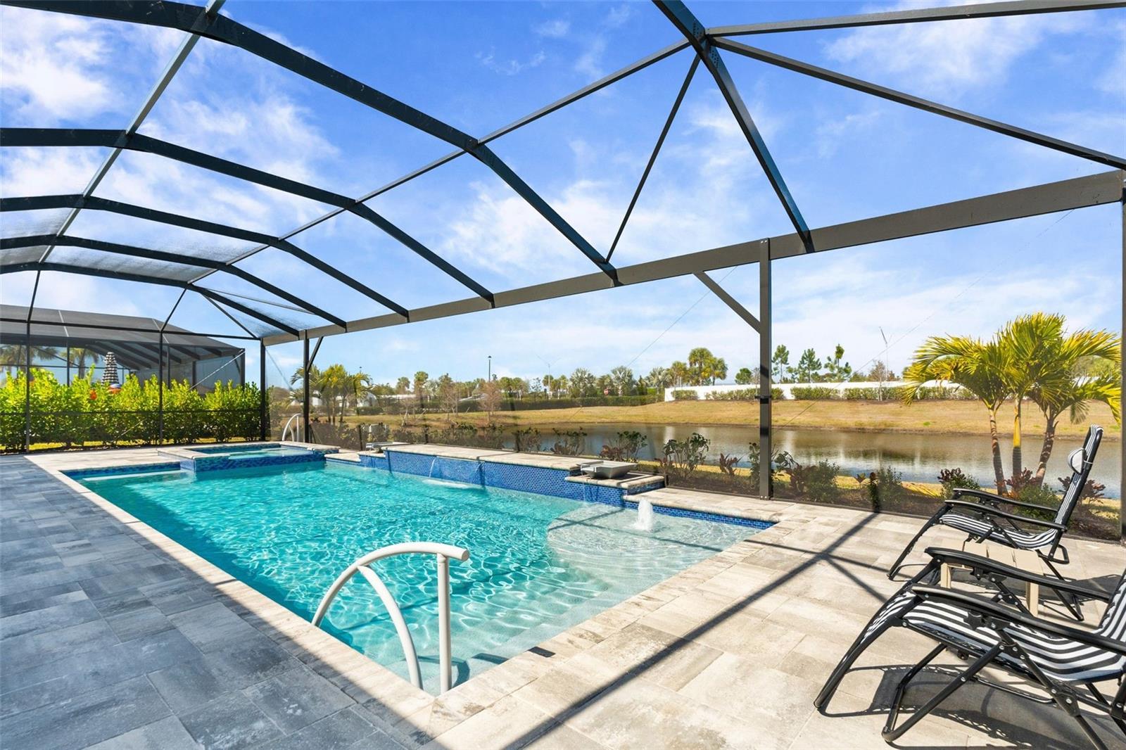 LORRAINE LAKES - Residential