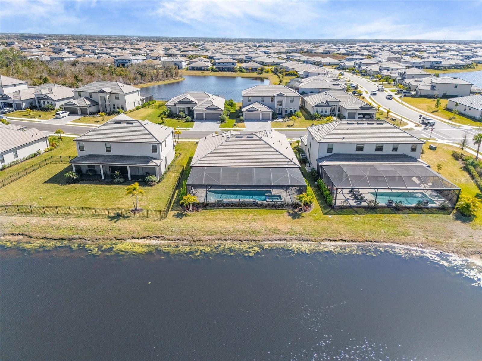 LORRAINE LAKES - Residential