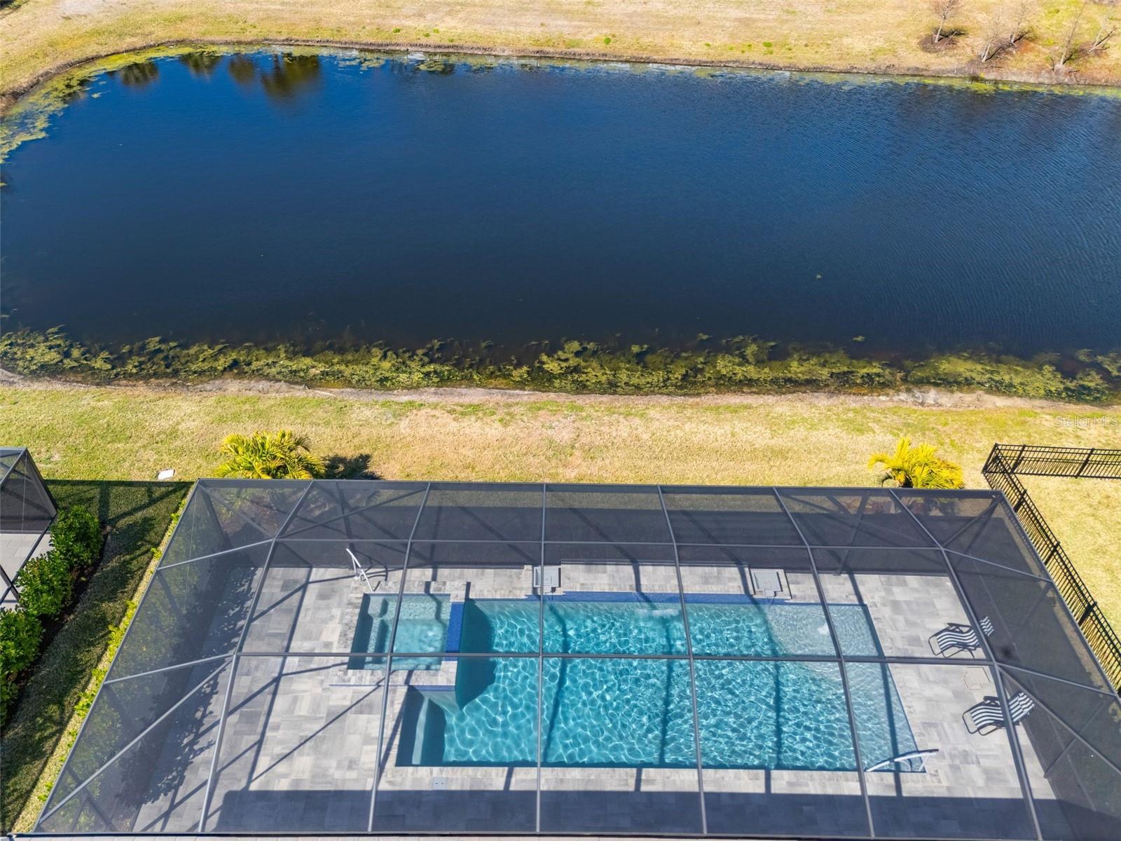 LORRAINE LAKES - Residential