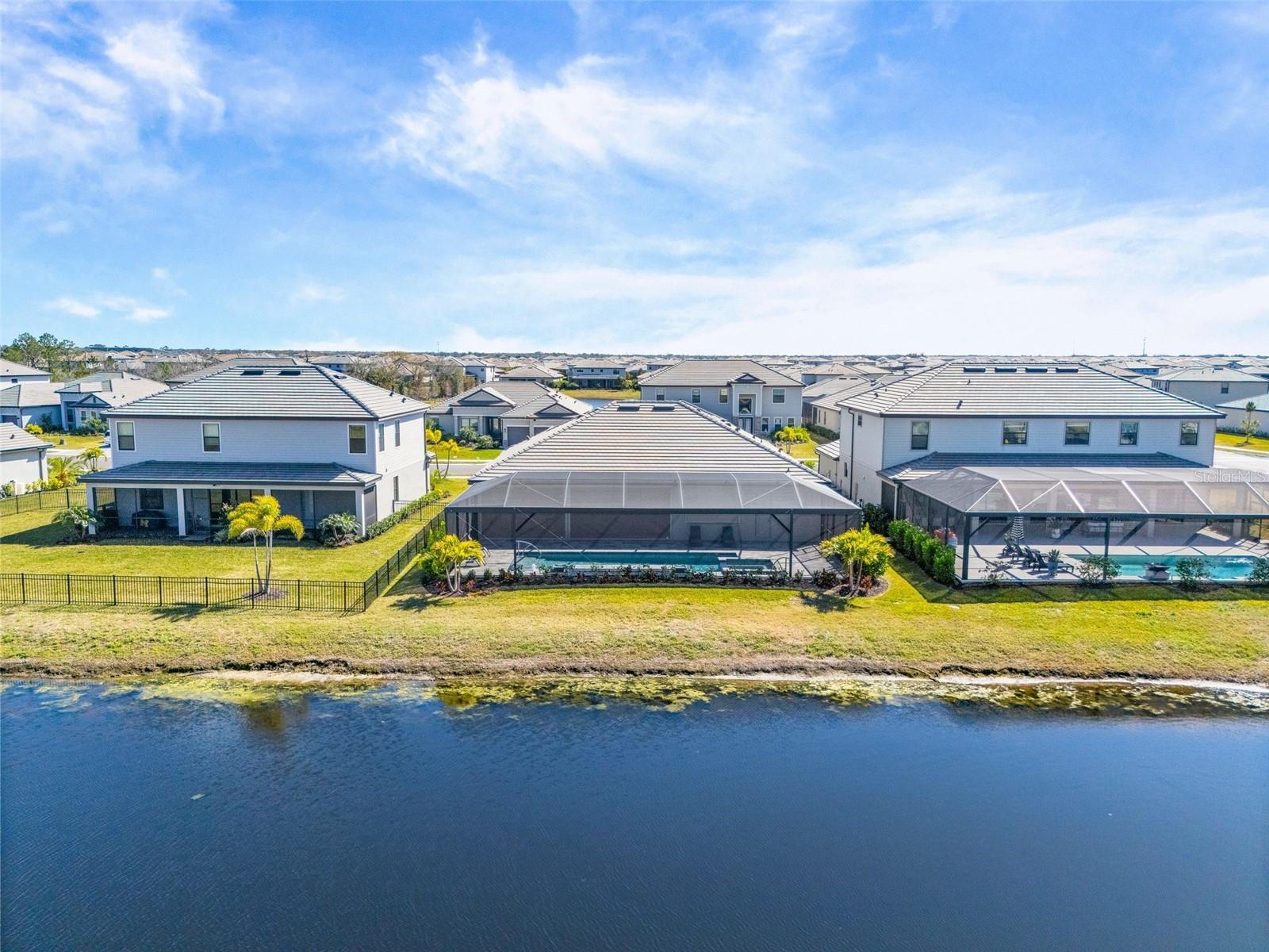 LORRAINE LAKES - Residential