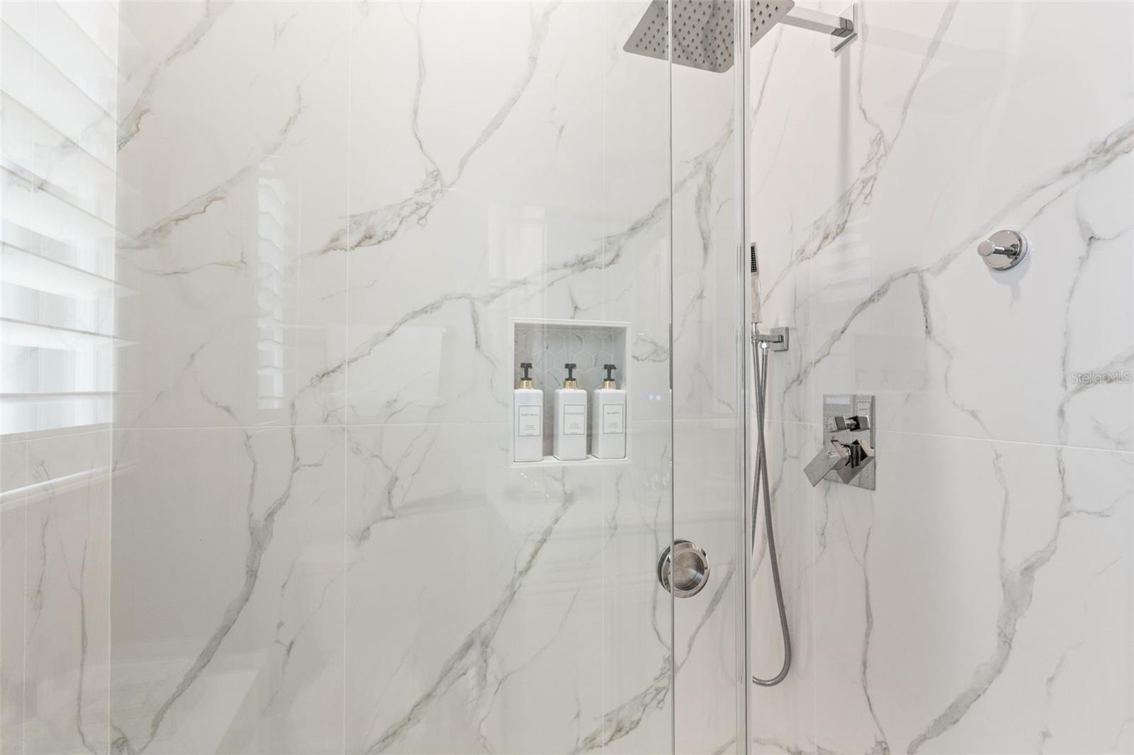 LORRAINE LAKES - Residential