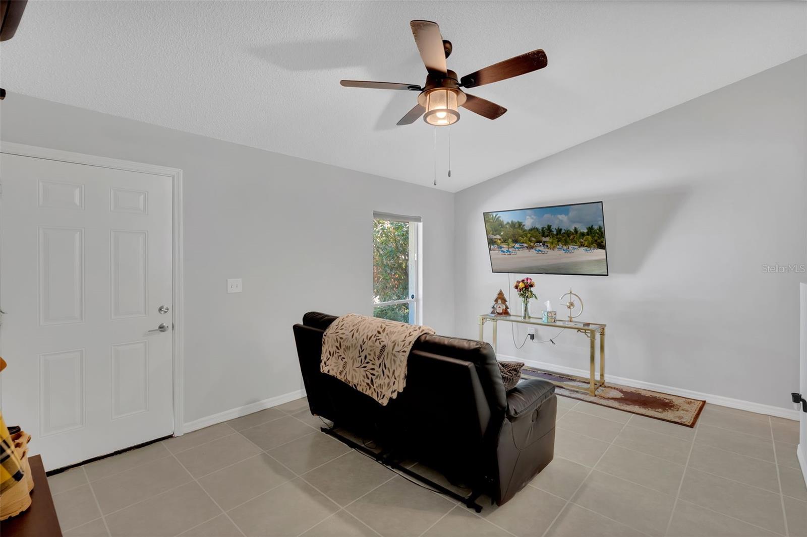 CANDLEWYCK VILLAGE - Residential