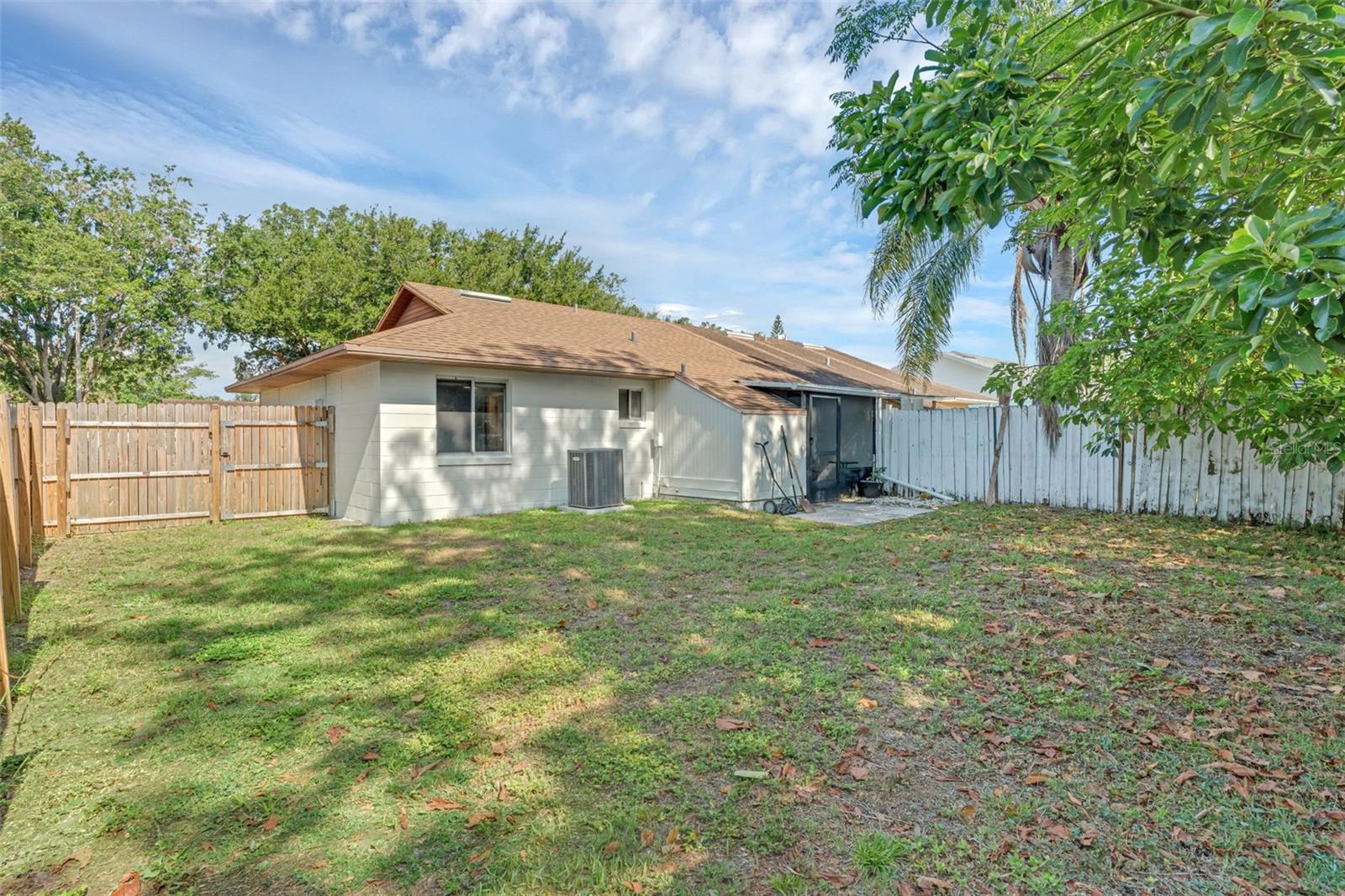 CANDLEWYCK VILLAGE - Residential