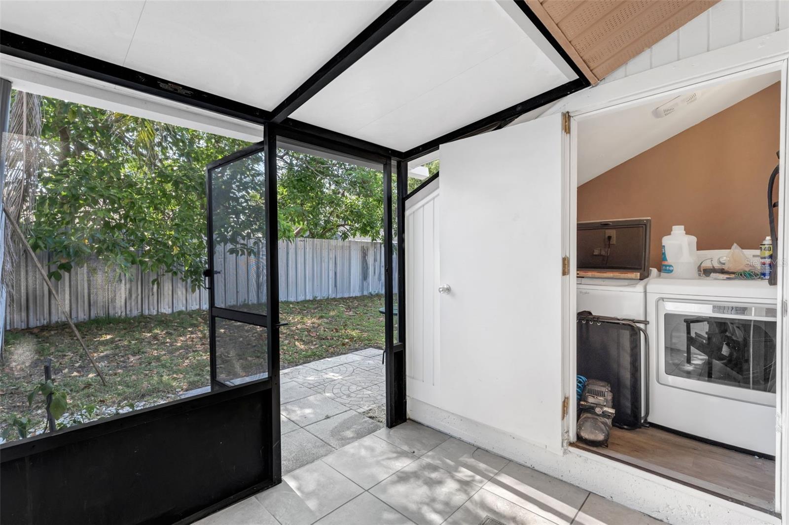 CANDLEWYCK VILLAGE - Residential