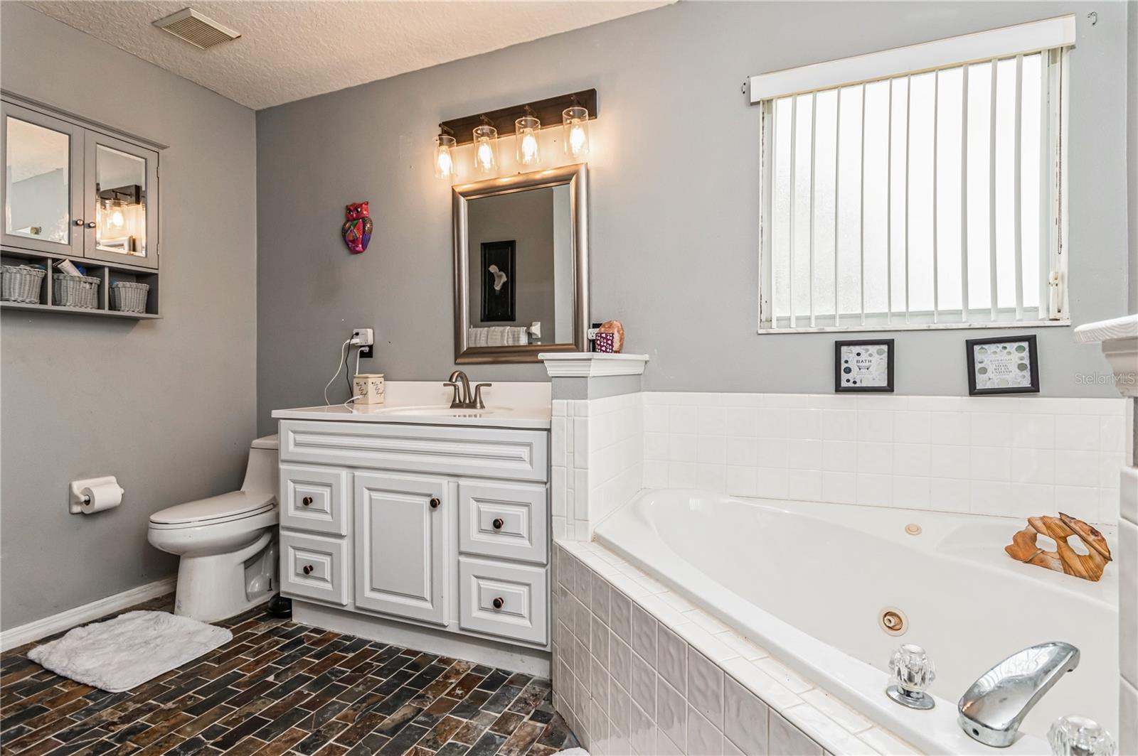 CAPE ORLANDO ESTATES - Residential