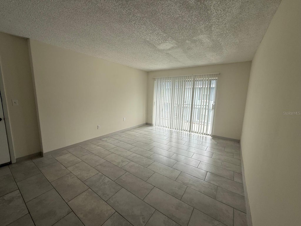 Photo of 941 W Oak Ridge Road #D, Orlando, FL 32809 (MLS # S5159296)