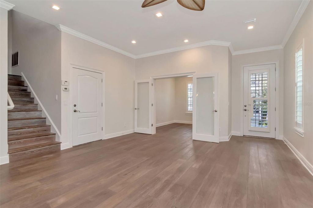 Photo of 947 Hemingway Circle, Tampa, FL 33602 (MLS # TB8489953)